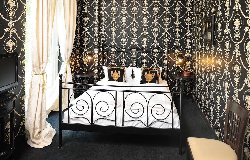 Hotel Bucheneck Linz am Rhein Quarto foto